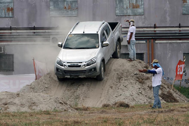 The Isuzu D-Max on a steep descent
