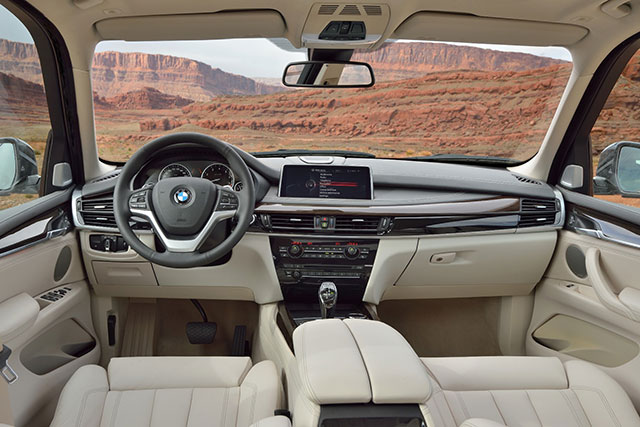 2014 BMW X5 interior