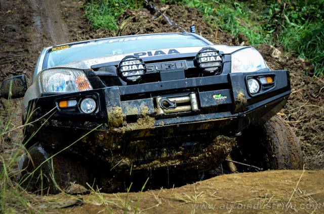 Isuzu D-Max coming out of the course