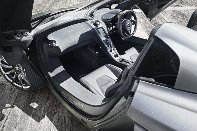 The interior of the the MSO 650S Spider