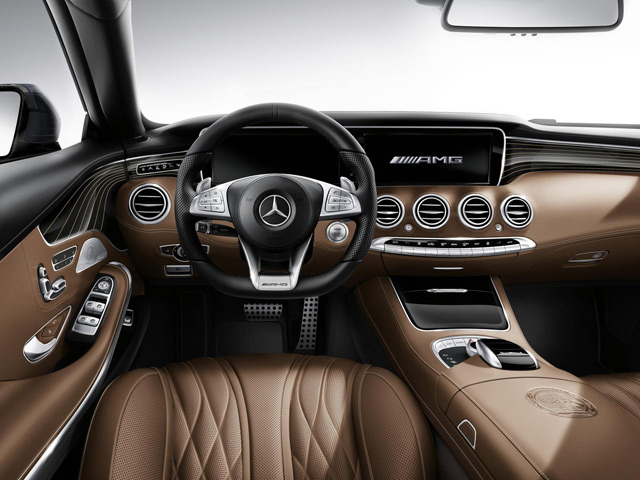 The interior of the Mercedes-Benz S65 Coupe