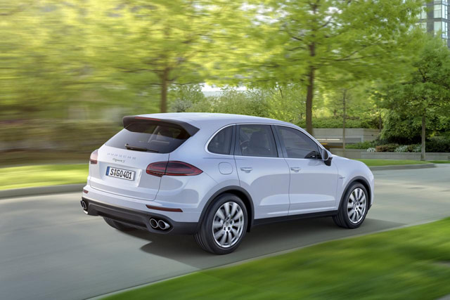 The rear of the 2015 Porsche Cayenne