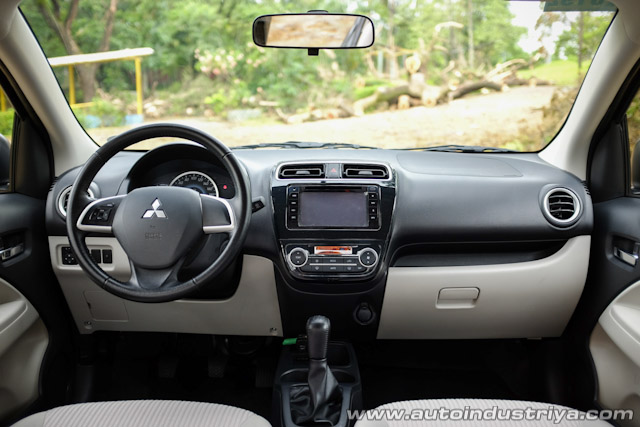 Mirage G4 interior