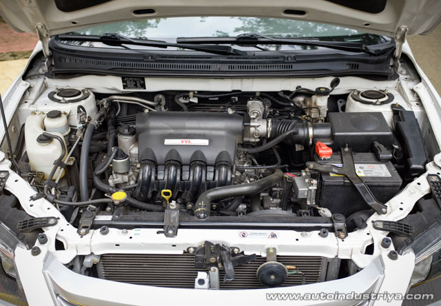 2014 BYD L3 DCT Engine bay shot