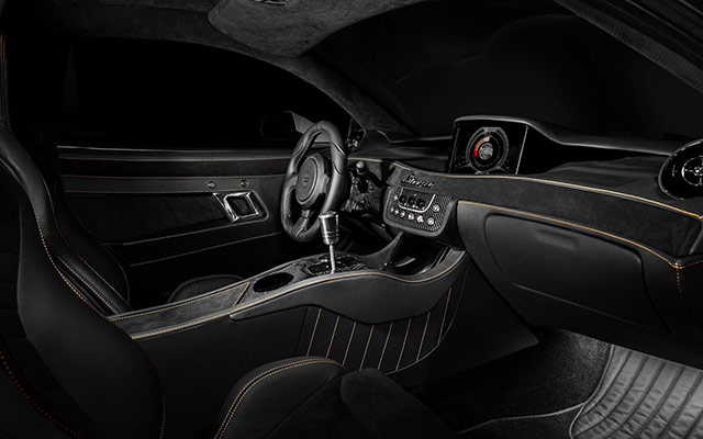 The interior of the 2015 Vencer Sarthe