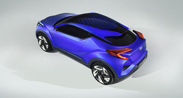 Roof, side and rear view of the CH-R