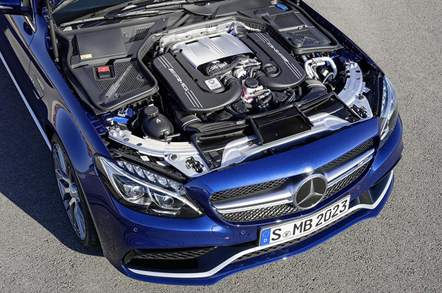 Engine of the AMG C 63