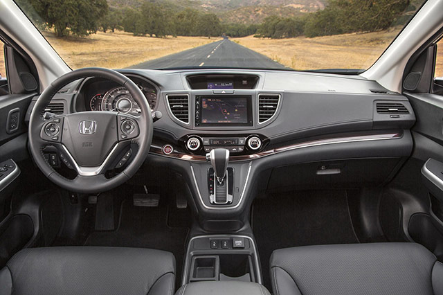The interior of the 2015 Honda CR-V