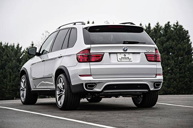 The rear of the current BMW X5