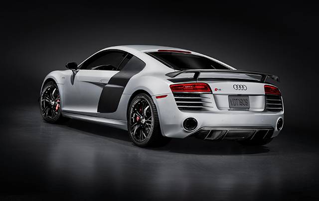 The rear of the 2015 Audi R8 Competition