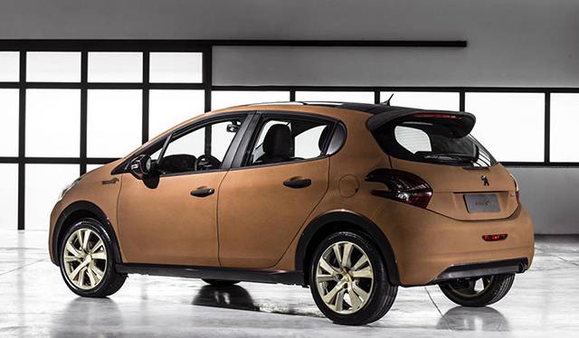 The rear and side of the Peugeot 208 Natural