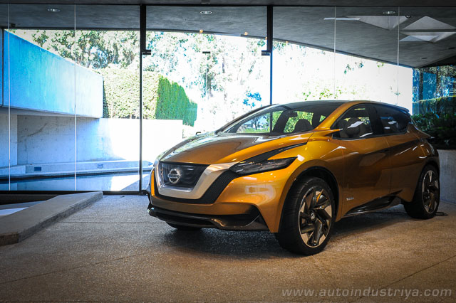 Nissan Resonance Concept