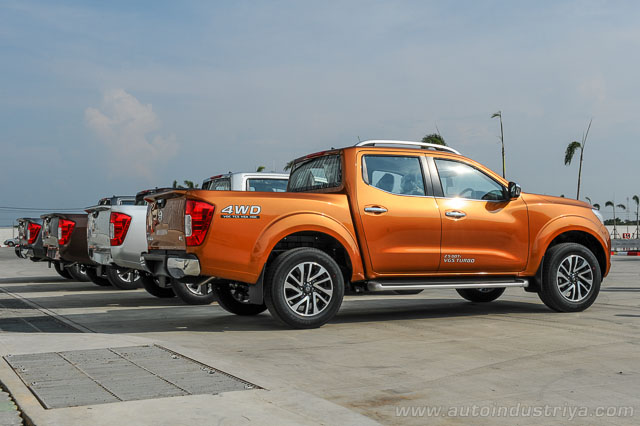 Nissan Navara NP300 rear