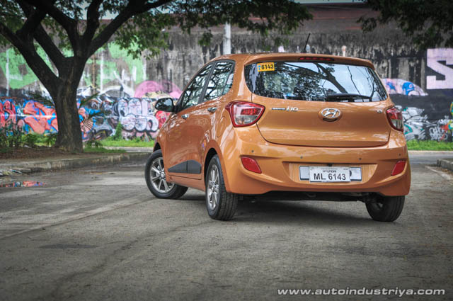 2014 Hyundai Grand i10 rear shot