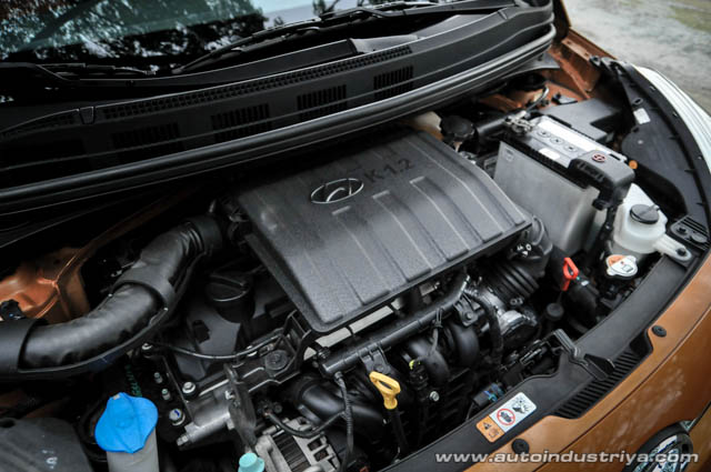 2014 Hyundai Grand i10 engine shot