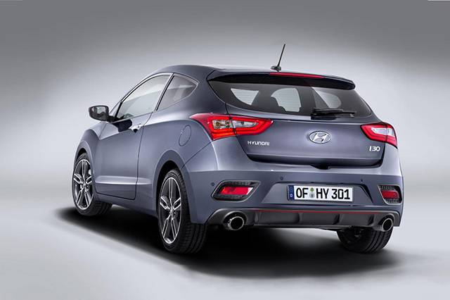 The rear and side of the updated Hyundai i30
