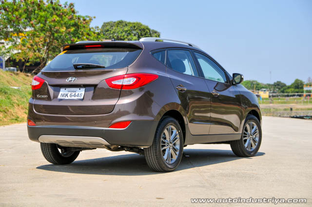 2014 Hyundai Tucson rear shot