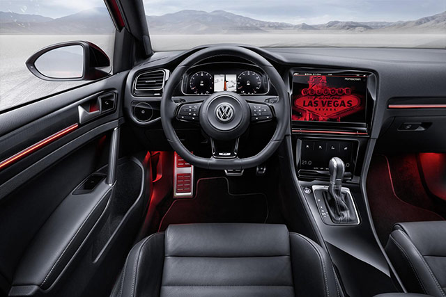 The interior of the Volkswagen Golf R concept