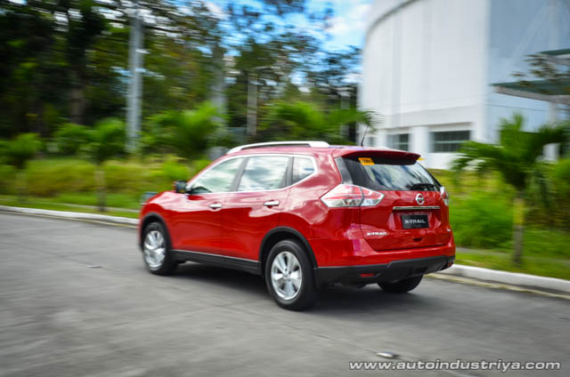 2015 Nissan Xtrail rear shot