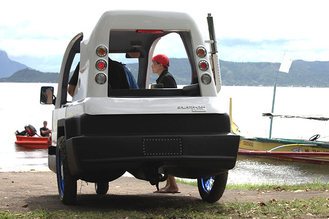 Salamander rear shot