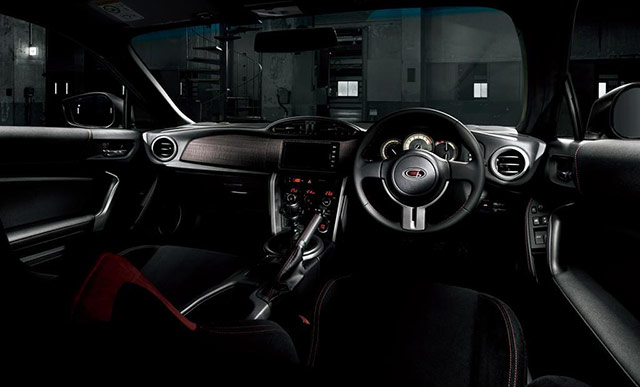 Interior of the Toyota 86 style Cb