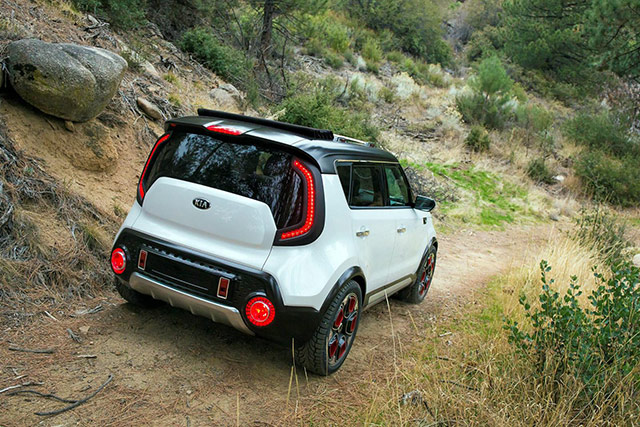 Rear of the Kia Trail'ster concept