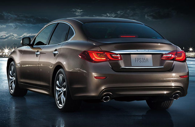 Rear of the 2015 Nissan Fuga