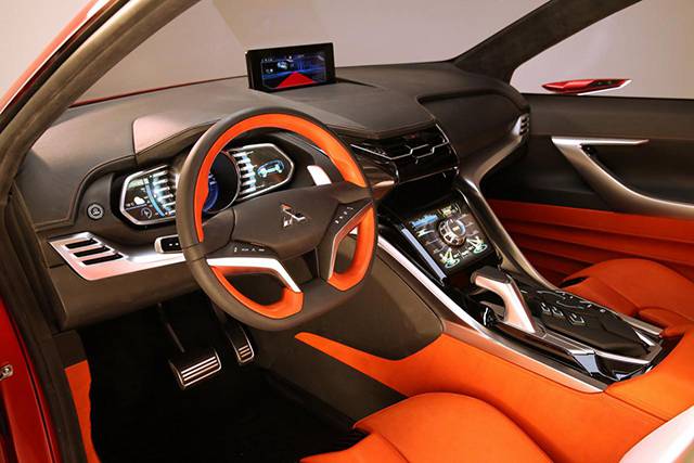 The interior of the Mitsubishi XR-PHEV II concept