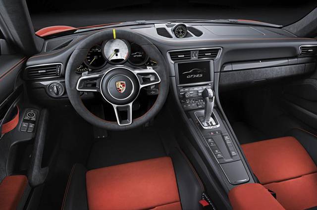 The interior of the Porsche 911 GT3 RS