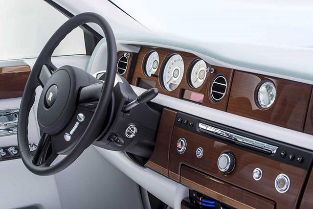 The interior dash of the Rolls Royce Phantom Serenity