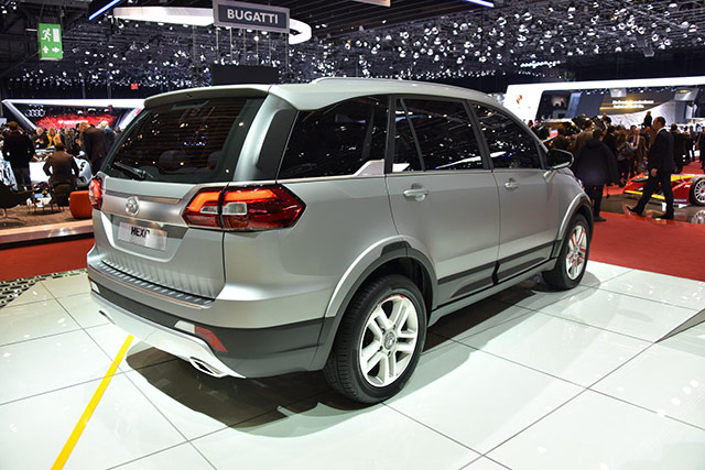 Rear of the Tata Hexa concept