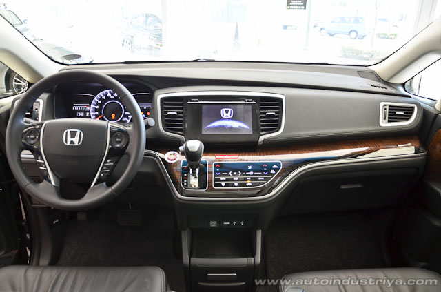 Honda Odyssey dashboard