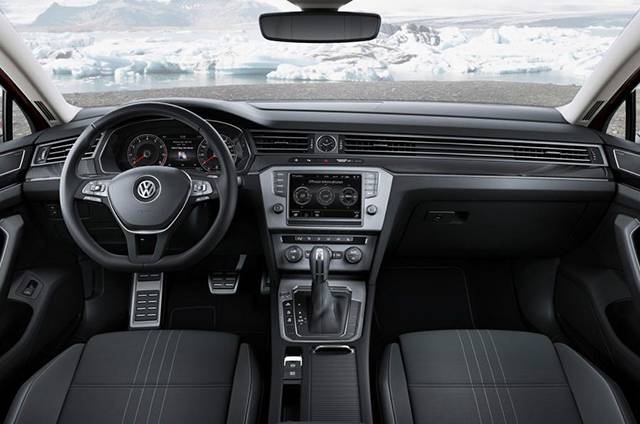 The interior of the VW Passat Alltrack