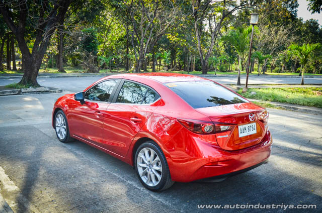 2015 Mazda3 read shot