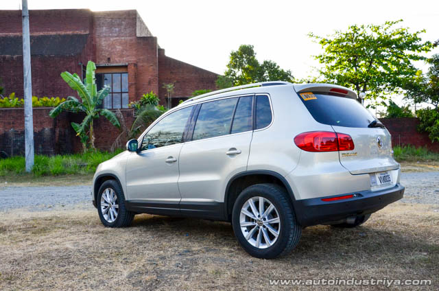 2015 Volkswagen Tiguan rear shot