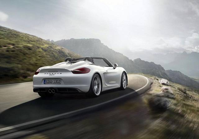 The rear design of the Porsche Boxster Spyder
