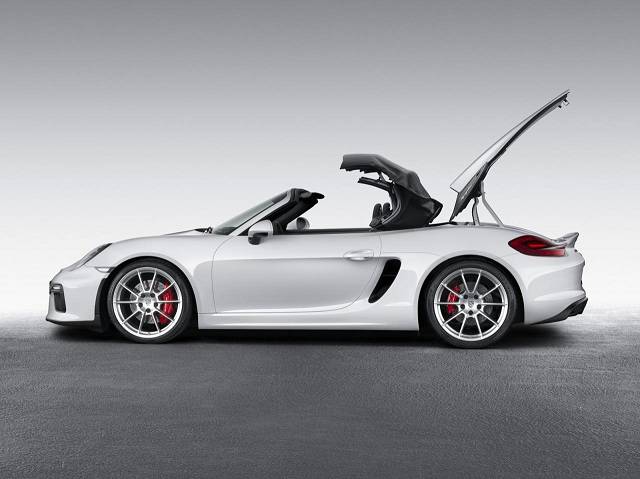 The folding roof of the Boxster Spyder
