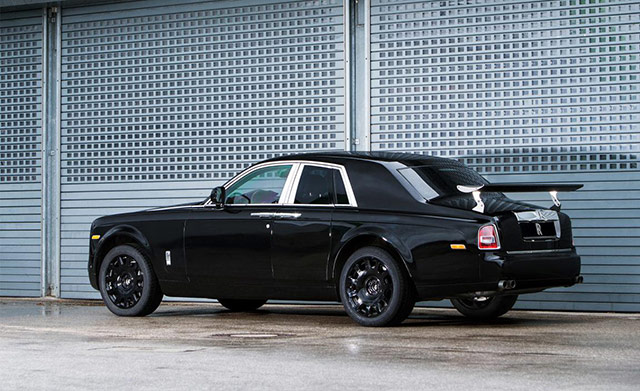 The Rolls-Royce crossover mule
