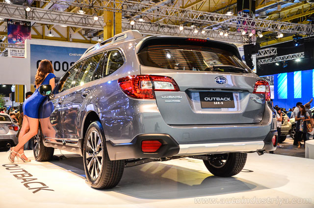 2015 Subaru Outback rear