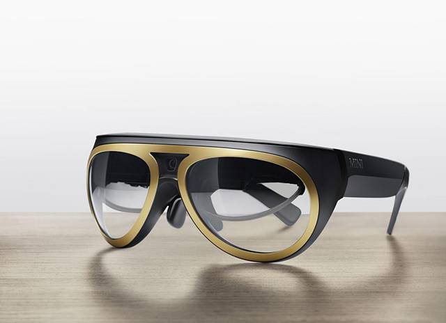 The Mini Augmented Vision eyewear