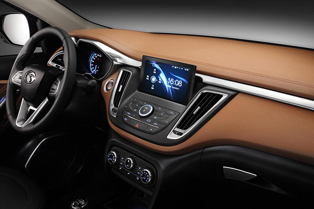 Inerior of the South East Motor DX7 SUV