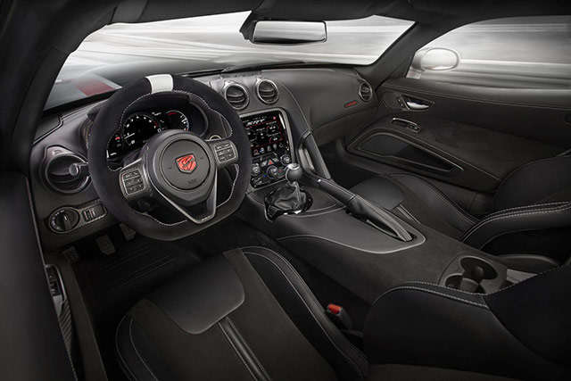 Interior of the 2015 Dodge Viper ACR