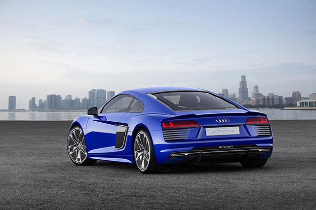 The Audi e-tron piloted driving concept debuts at the 2015 CES Asia
