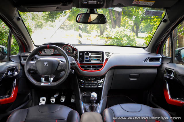 2015 Peugeot GTI dashboard shot