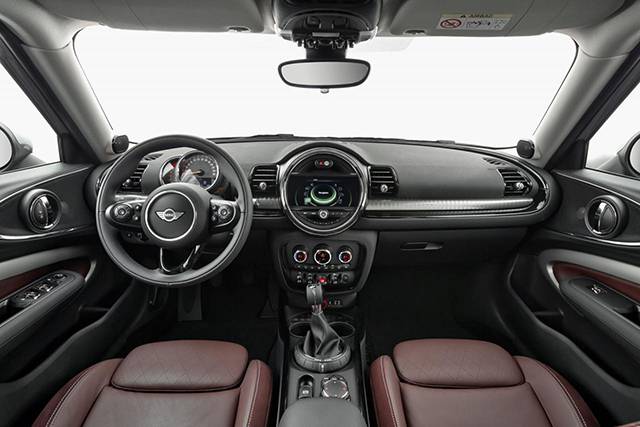 The cabin of the 2016 Mini Clubman