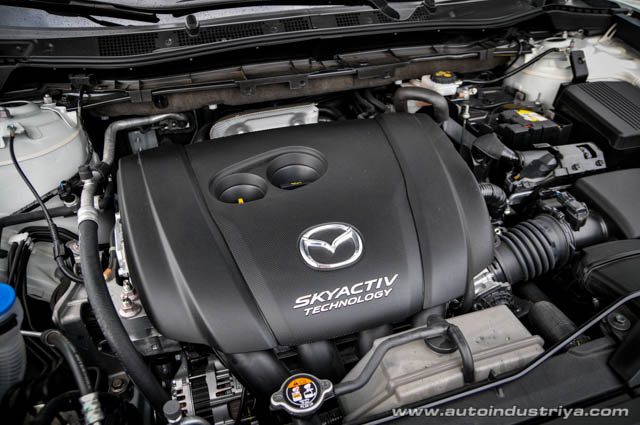 2015 Mazda CX-5 AWD Sport engine shot