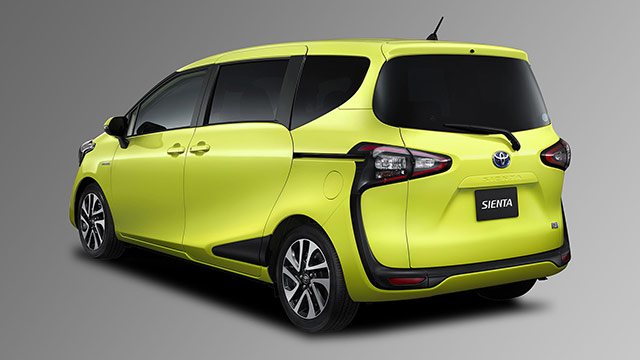 Rear of the 2015 Toyota Sienta