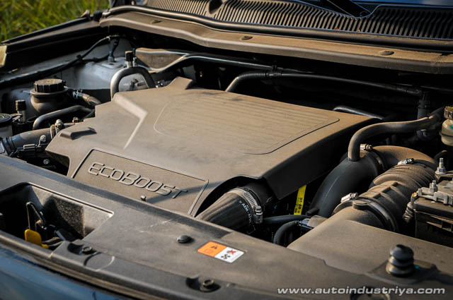 Explorer Sport engine