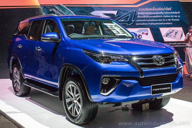 2016 Toyota Fortuner Nebula Blue