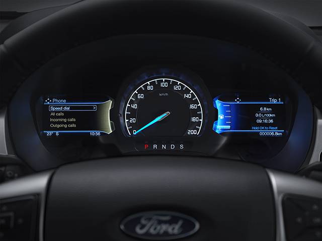 Dual-tft instrument cluster